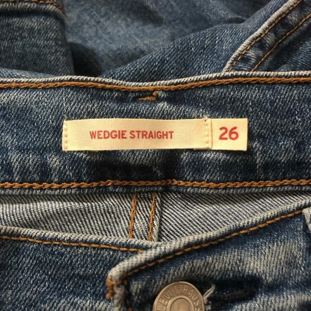 LEVI'S Wedgie Straight Jeans Size 26 - Picture 8 of 12